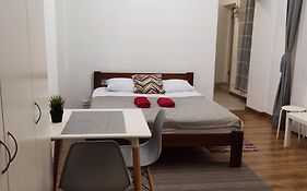 Center Cozy Studio
